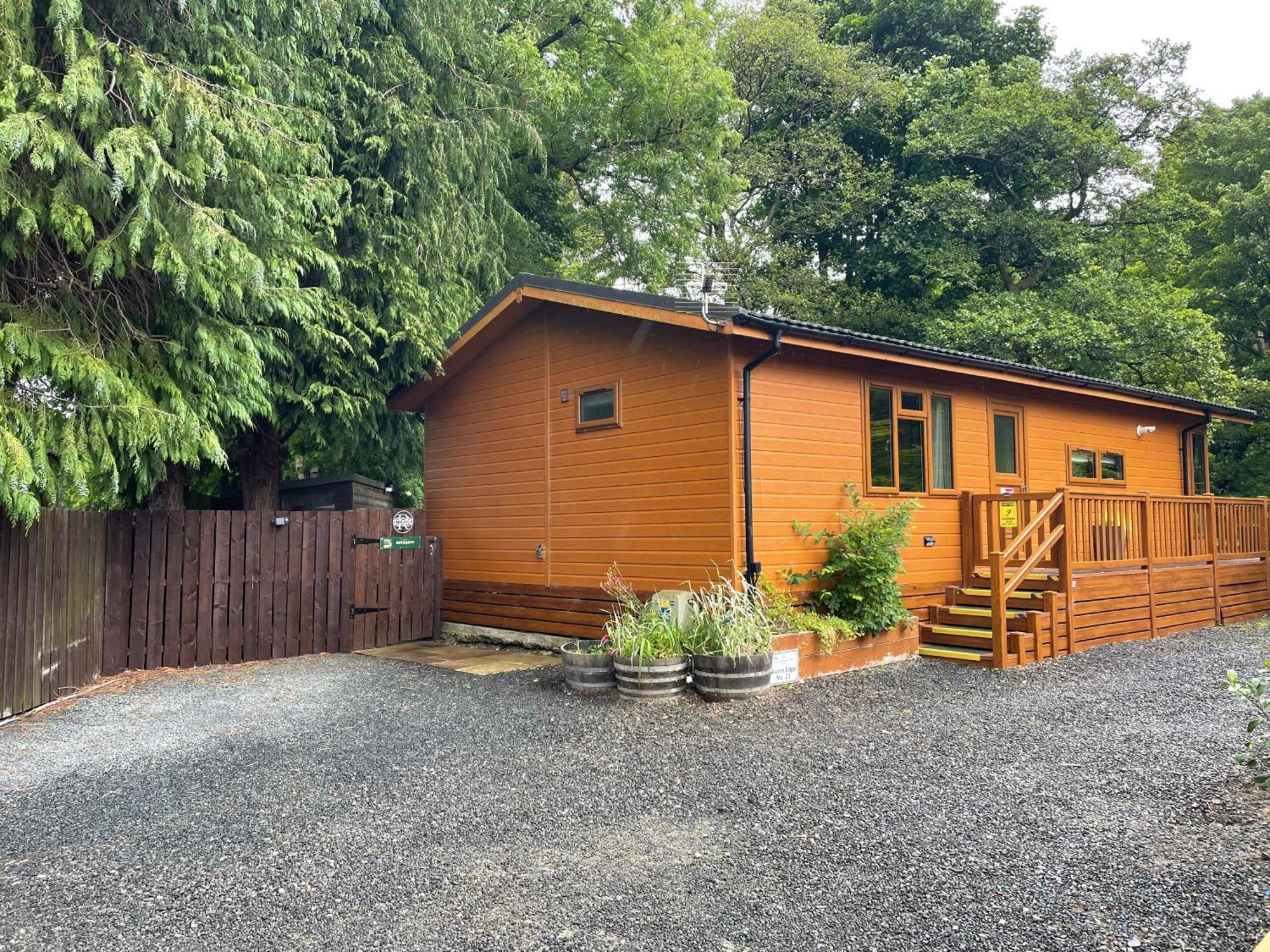 Riverbank Lodge Dollar Kültér fotó